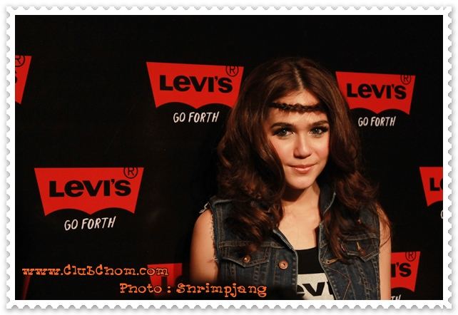 ชมพู่ อารยา อวดหุ่นสวยในงานLevi's "Go Forth"