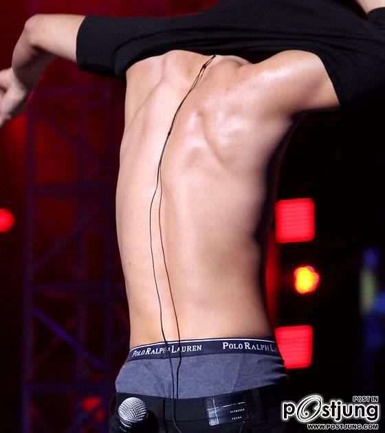 ซี๊ดดดดดดดดดดดดดดด อิสซ่า  By Chay-ake