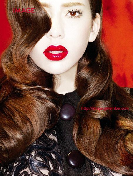 นุช-นีรนาท วิคทอเรีย โคทส์ @ IMAGE no.9 September 2011