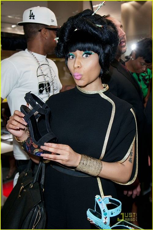 จ้วฟๆๆ >.<