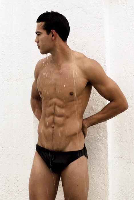 ฝรั่งกับหุ่นเซ็กซี่