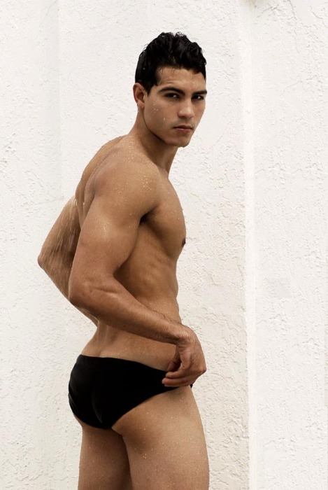 ฝรั่งกับหุ่นเซ็กซี่