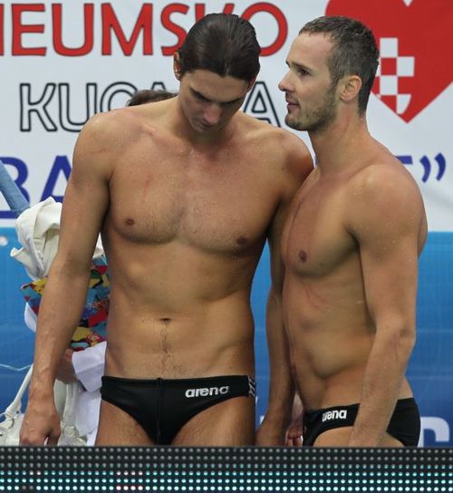 นักกีฬาหุ่นแซบ