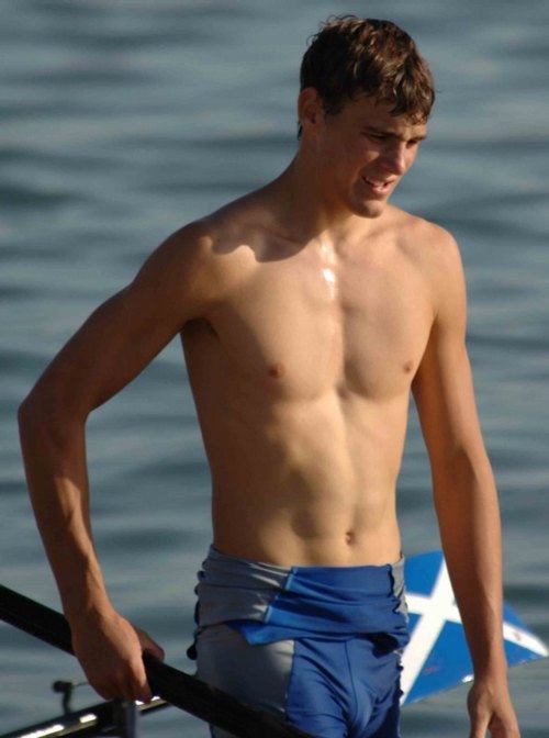 นักกีฬาหุ่นเฟิร์ม