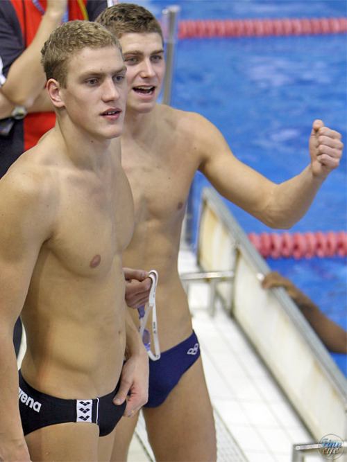 นักกีฬาหุ่นเฟิร์ม