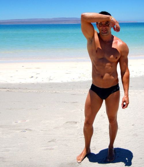 นักกีฬาหุ่นเฟิร์ม