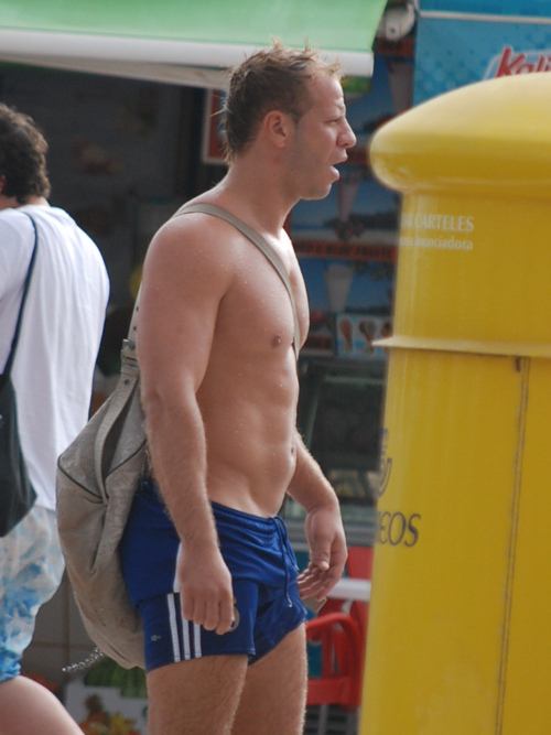 นักกีฬาหุ่นเฟิร์ม