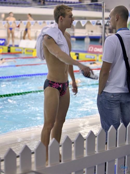 นักกีฬาหุ่นเฟิร์ม