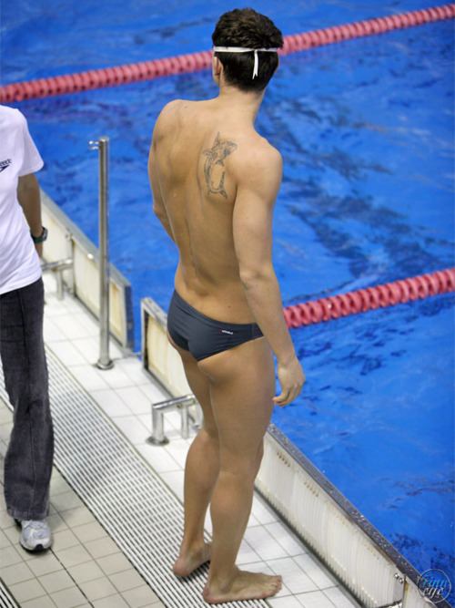 นักกีฬาหุ่นเฟิร์ม