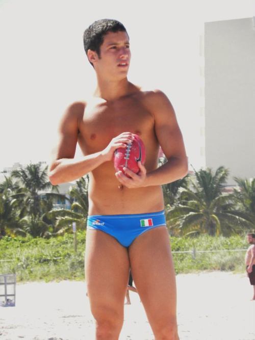 นักกีฬาหุ่นเฟิร์ม