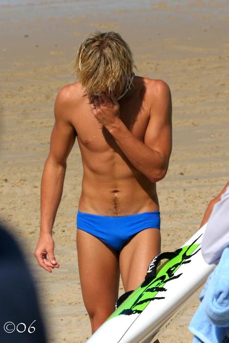 นักกีฬาอวดหุ่นสวย