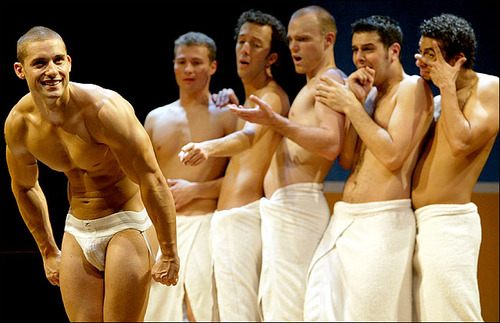 นักกีฬาอวดหุ่นสวย