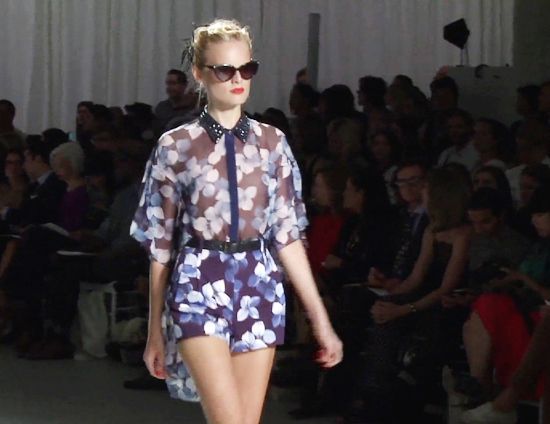 พาเกาะรันเวย์ชมแฟชั่นชิค ๆ จาก New York Fashion Week 2011