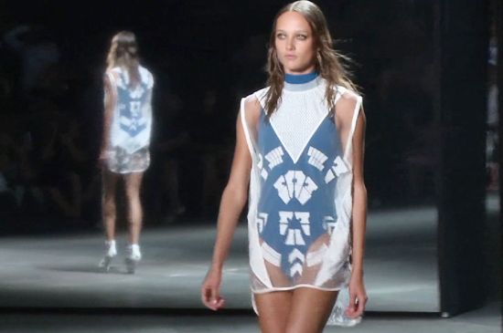 พาเกาะรันเวย์ชมแฟชั่นชิค ๆ จาก New York Fashion Week 2011