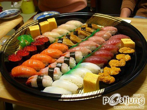 เปลี่ยนบรรยากาศกินอาหารญีุ่ปุ่นกันคะ >.<