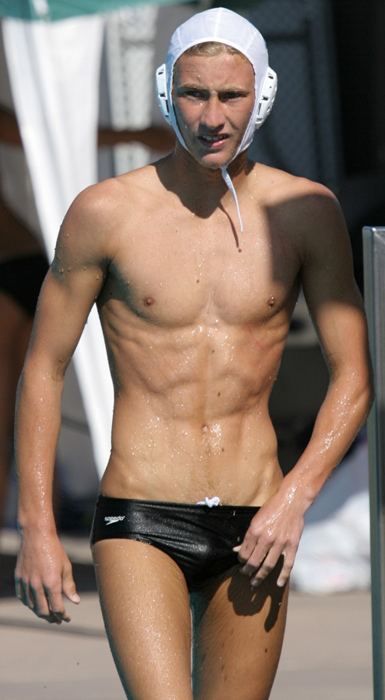 หนุ่มๆกัััับหุ่นน่ากิน