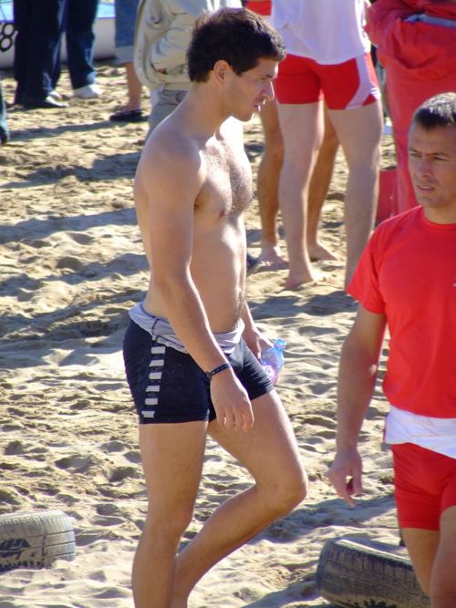 หนุ่มๆกัััับหุ่นน่ากิน