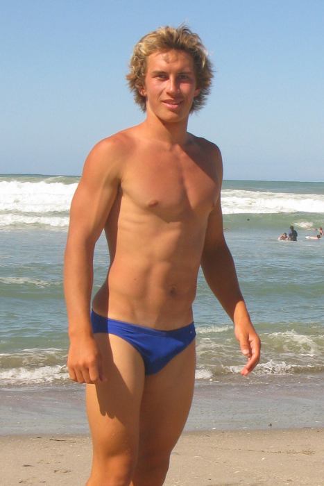 หนุ่มๆกัััับหุ่นน่ากิน