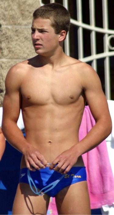 หนุ่มๆกัััับหุ่นน่ากิน