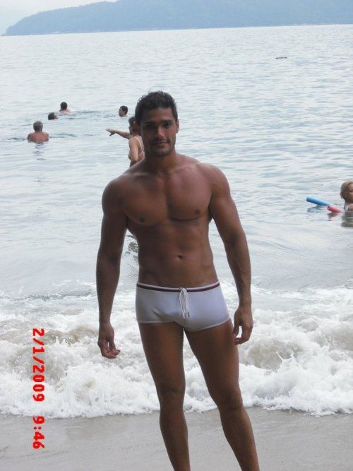 หนุ่มๆกัััับหุ่นน่ากิน