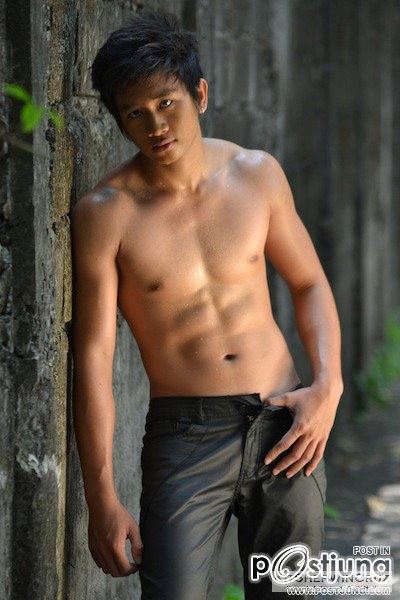 เอาหนุ่มๆ หล่อ หน้าบ้านๆ มาฝากทุกคนค่ะ