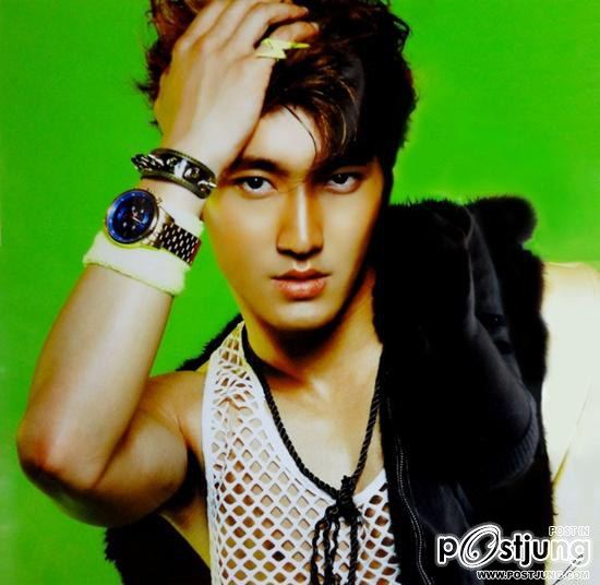 Siwon‘s sexy photo from Mr. Simple 5th album