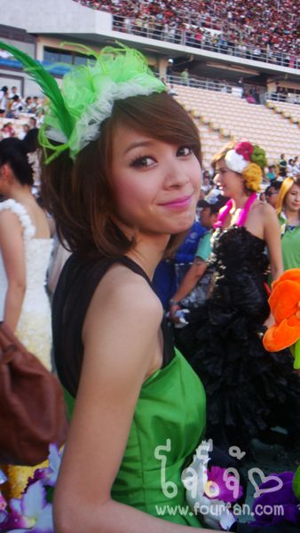 โฟร์ ศกลรัตน์ วรอุไร (Sakolrat Woraurai)