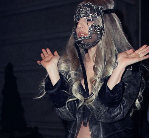 Lady Gaga ที่สุดของวงการแฟชั่นเพลง