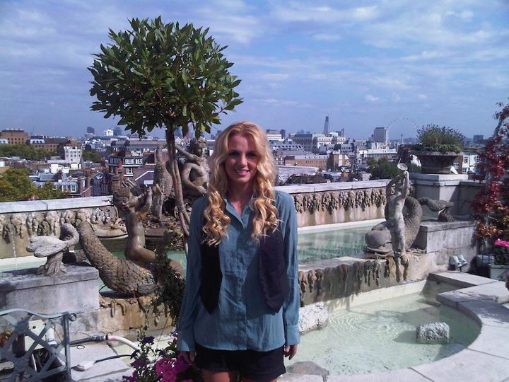 Britney "Look at this view of London&hellip; so beautiful! Love it here. -Britney "