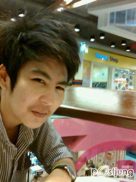 ทอมคนนี้หล่อเว่อ