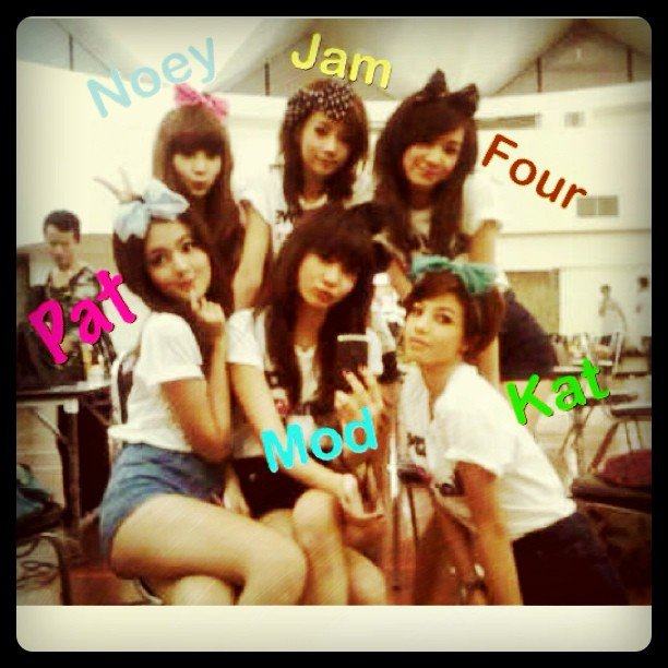 โฟร์ ศกลรัตน์ @ Instagram