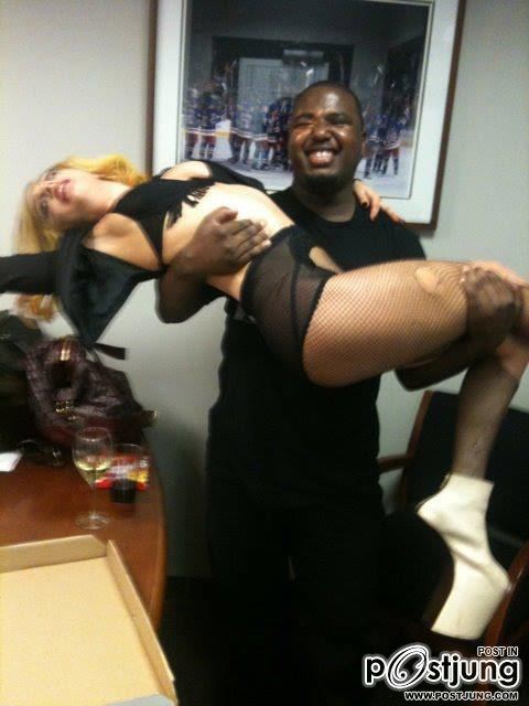 ฮิ้วววววววววววว~