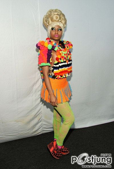 Carolina Herrera - Front Row - Spring 2012 Mercedes-Benz Fashion Week