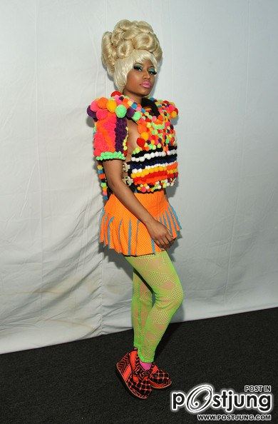 Carolina Herrera - Front Row - Spring 2012 Mercedes-Benz Fashion Week