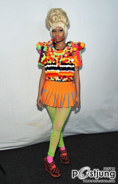 Carolina Herrera - Front Row - Spring 2012 Mercedes-Benz Fashion Week