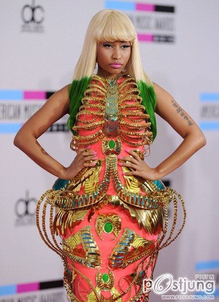 Nicki Minaj American Music Awards 2010