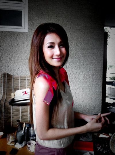 เนย โชติกา นางร้ายหน้าสวย