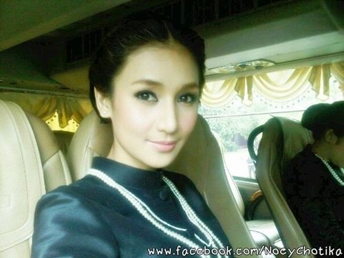 เนย โชติกา นางร้ายหน้าสวย