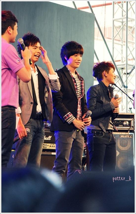 [AF8] ต้น แพรว คชา @ งาน Nine Entertain Birthday Festivel