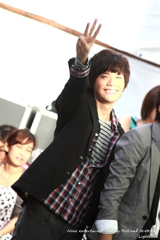 [AF8] ต้น แพรว คชา @ งาน Nine Entertain Birthday Festivel