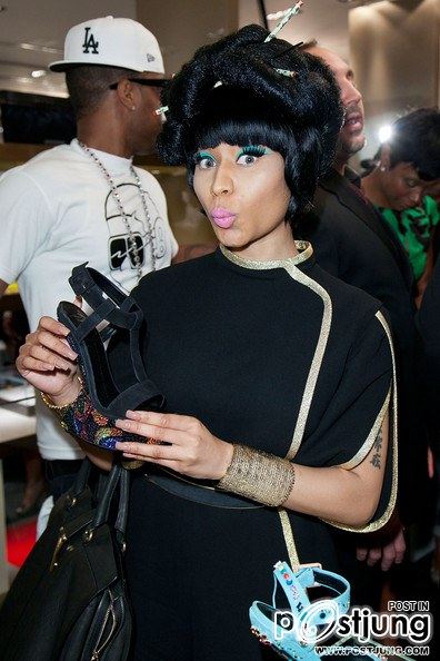Nicki Minaj - Giuseppe Zanotti Design Fashion's Night Out