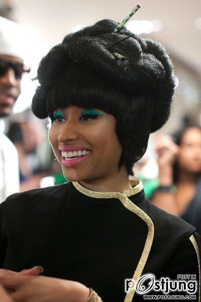 Nicki Minaj - Giuseppe Zanotti Design Fashion's Night Out