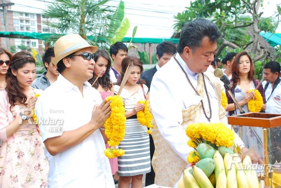 เส้นตายสลายโสด เตรียมลงจอแทน ทวิภพ  เร็วๆๆๆนี้คะ