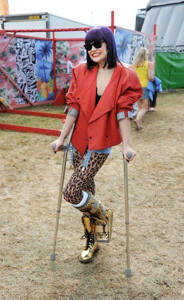 Jessie J ที่งาน V Festival พร้อมลุคใหม่สุดเปรี้ยว!