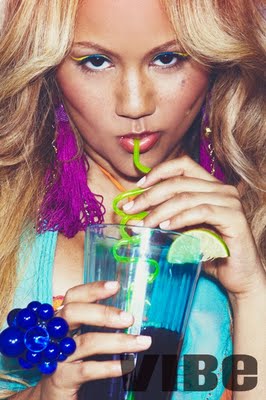 มาดูรูป Kat Deluna ในนิตยสาร VIbe กัน