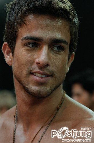 หนุ่มหุ่นดีมากมาย