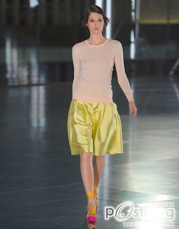 The Best Looks from London Fashion Week: Spring 2012