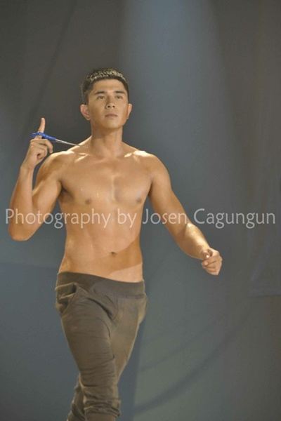 Philippines : Cosmo Bachelor Bash 2011