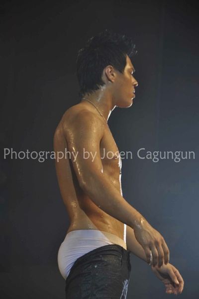 Philippines : Cosmo Bachelor Bash 2011