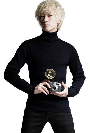 Super Junior's 5th repackage album "A-CHA"